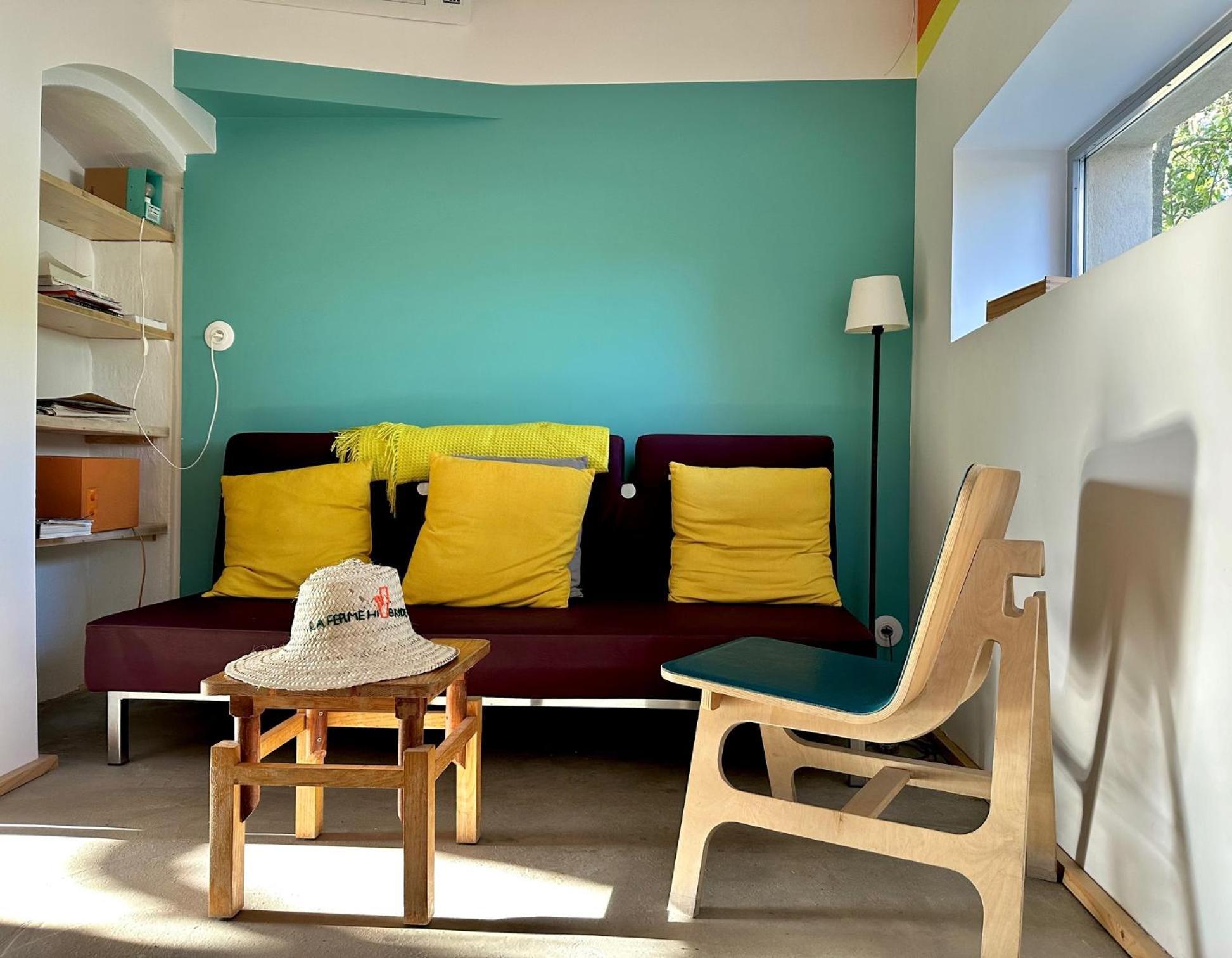 Villelaure Domaine La Ferme Hi Bride Bed & Breakfast エクステリア 写真